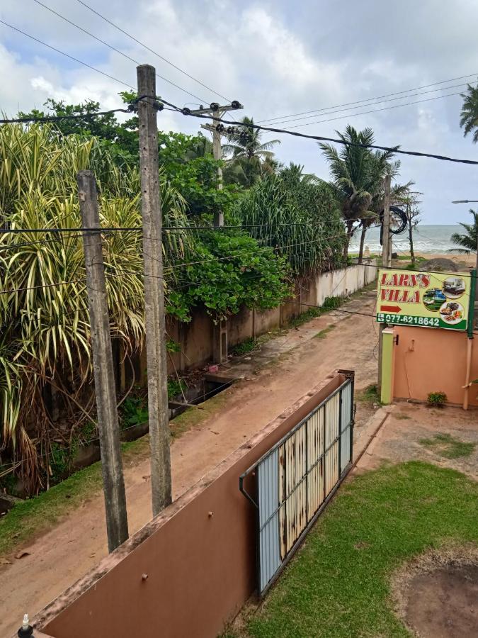 Larn'S Villa Hotel & Apartment Wadduwa Buitenkant foto