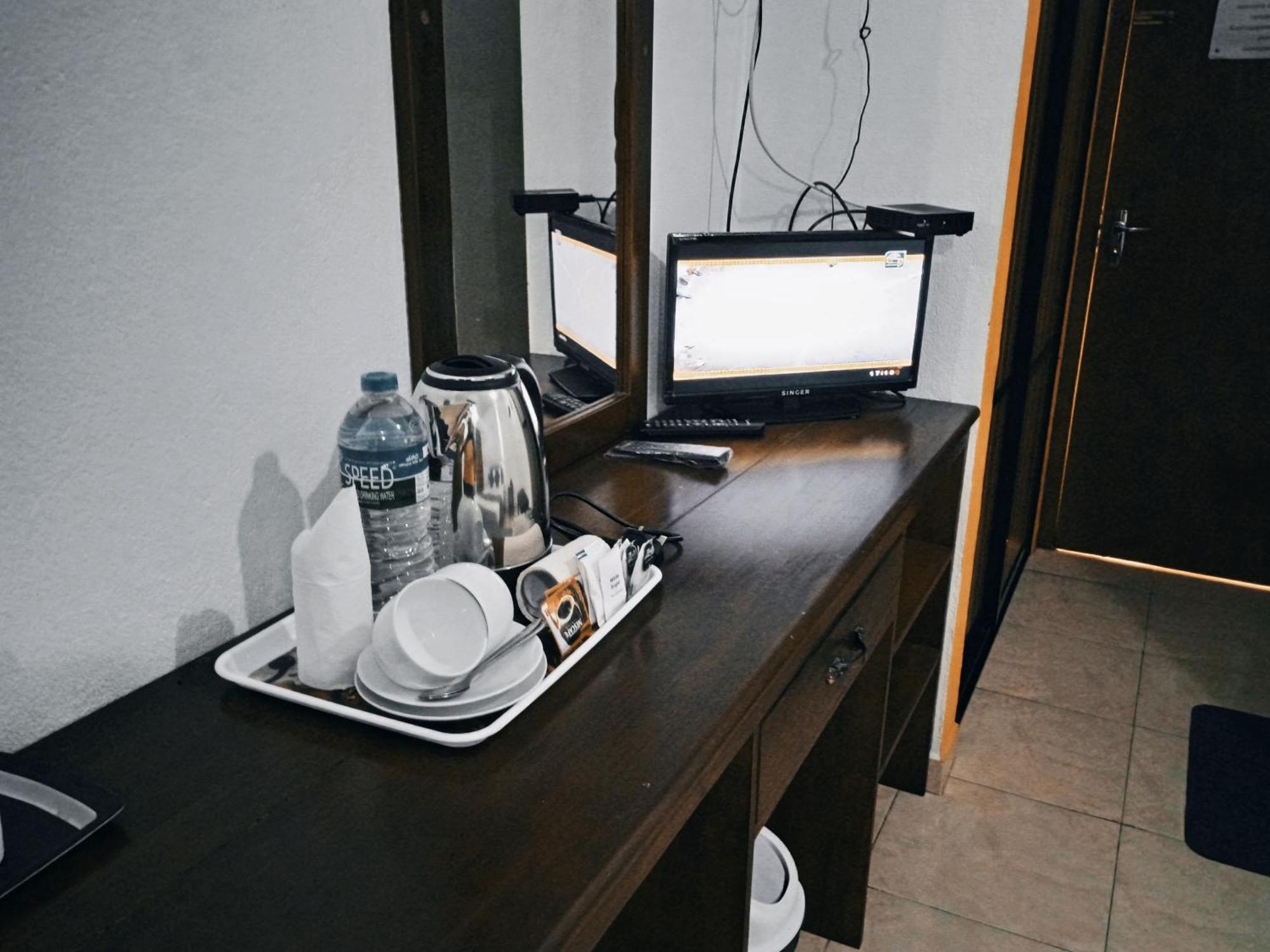 Larn'S Villa Hotel & Apartment Wadduwa Kamer foto